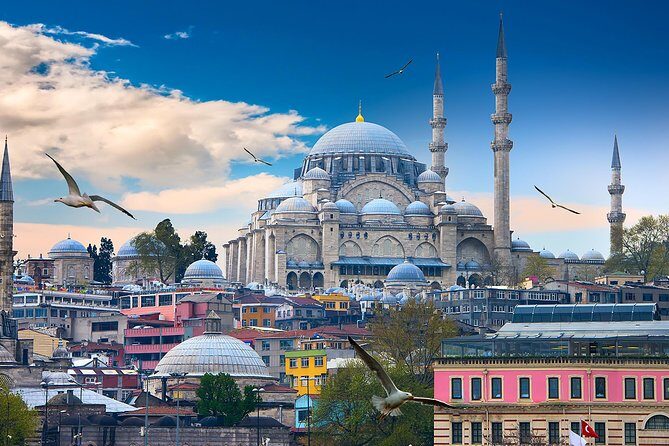 Istanbul old City Tour - Full Day - Hagia Irene and Soğukçeşme Sokağı: the calmer beats you’ll remember