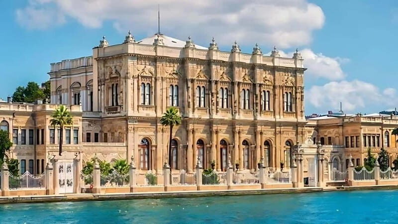 Istanbul: Old City Walking Tour - Small Group - Sultanahmet Square (about 1 hour): get your bearings fast