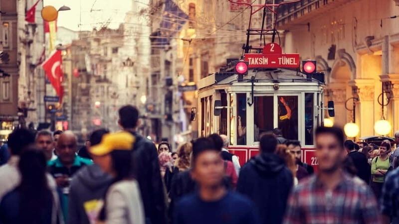 Istanbul: Old City Walking Tour - Small Group - Meeting at the German Fountain: start in the right place