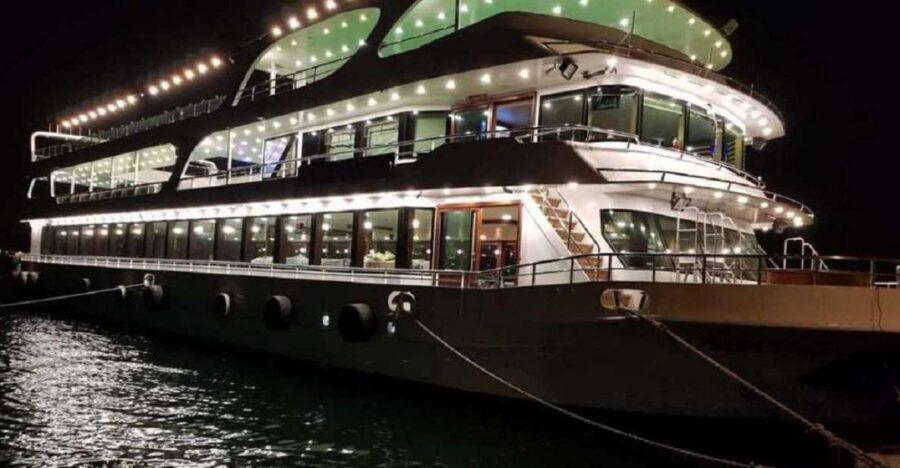 Istanbul: Pasha Istanbul Dinner Cruise - Price and what you truly get for $35