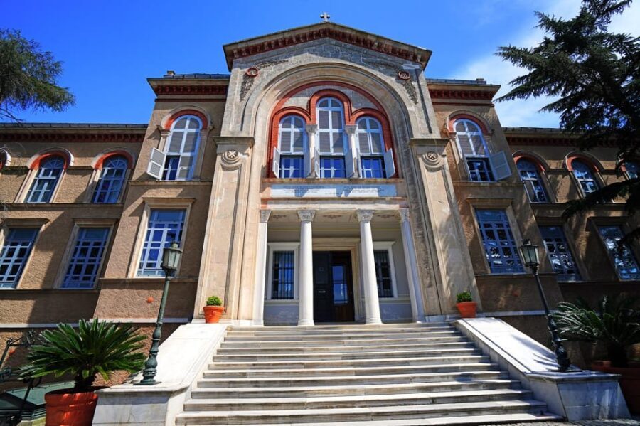 Istanbul Princes island Tour visiting 2 island - Who this Princes Islands tour suits best