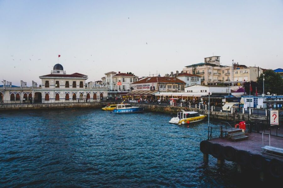 Istanbul: Princes' Islands Cruise w/Music, Lunch & Transfer - Beaches and Swimming: How to Time Your Quiet Water Break