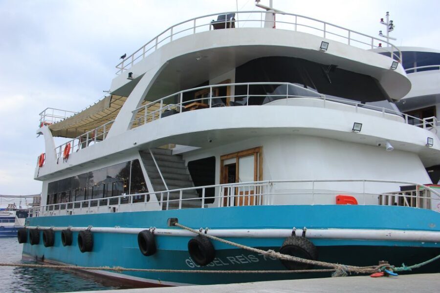 Istanbul: Princes' Islands Cruise w/Music, Lunch & Transfer - Lunch onboard: Included, Simple, and Best with the Right Expectations