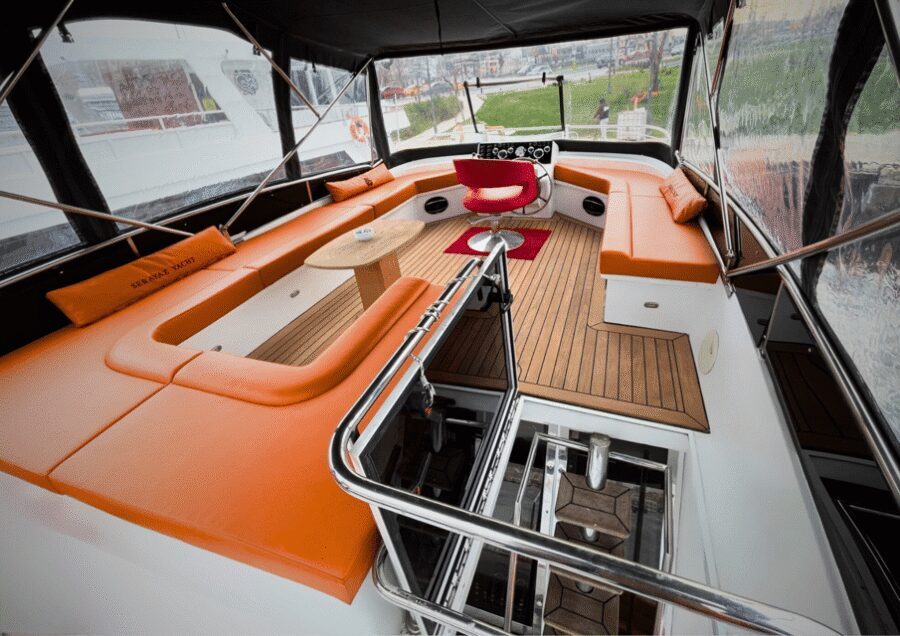 Istanbul: Private Bosphorus Cruise on Luxury Yacht - A 19m private yacht on the Istanbul Bosphorus