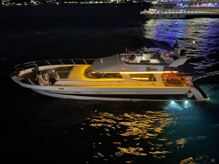 Istanbul: Private Bosphorus Cruise on Luxury Yacht - Service style on board: professional crew and photo help