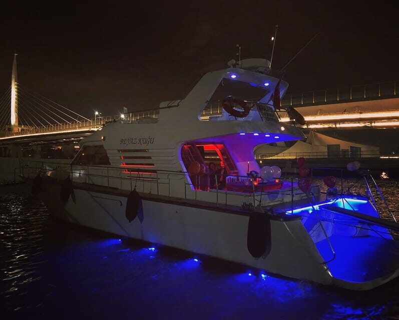 Istanbul: Private Bosphorus Strait Sightseeing Yacht Cruise - Weather reality check and quick sailing-day tips