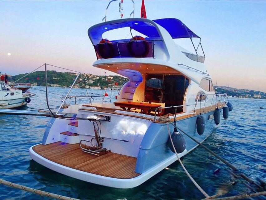 Istanbul: Private Bosphorus Tour On Luxury Yacht - Price and Value: $396 Per Group for Up to 10