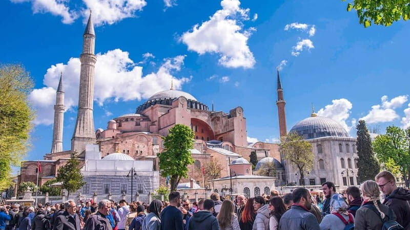 Istanbul: Private City Highlights Guided Tour - Hippodrome Monuments: Obelisks, the Serpentine Column, and Wilhelm II’s Fountain