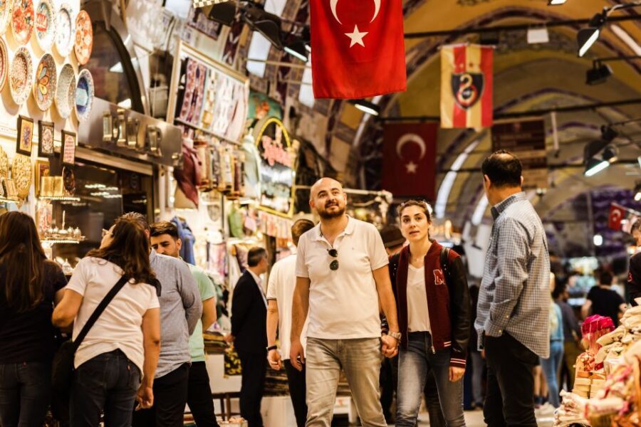 Istanbul: Private Custom Tour with a Local – Icons & Gems - Markets, backstreets, courtyards, and local tea-time conversation
