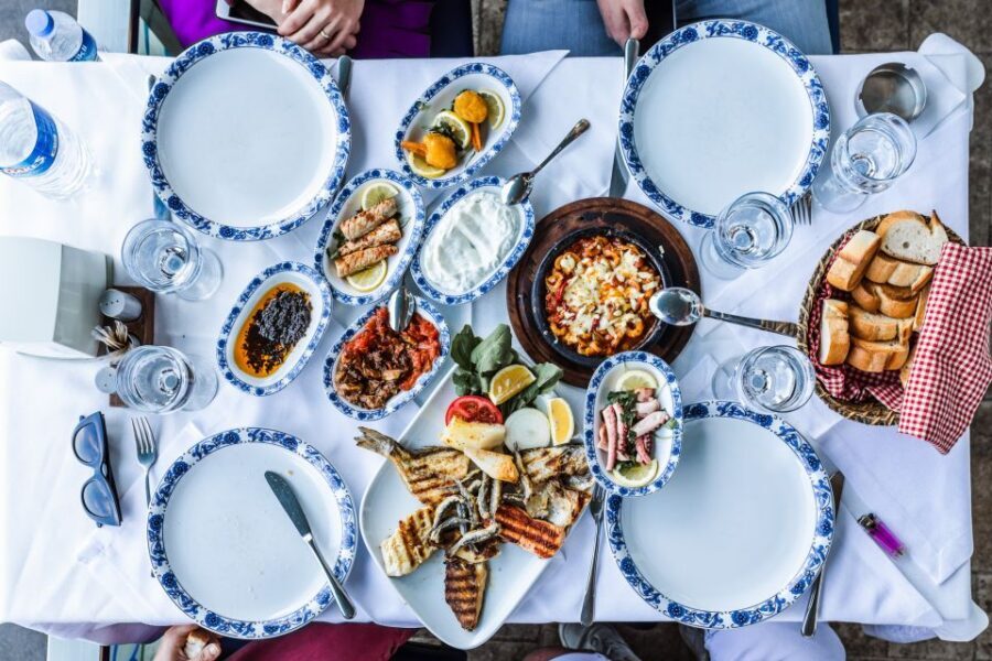 Istanbul: Private Custom Tour with a Local – Icons & Gems - Meeting point, pickup on foot, and the practical stuff you should care about