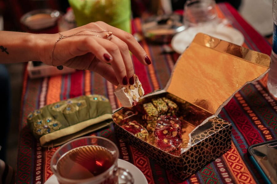 Istanbul: Private Guided Food Tour with 10 Tastings - Turkish Delight and Dürüm: The Two Stops That Set the Tone