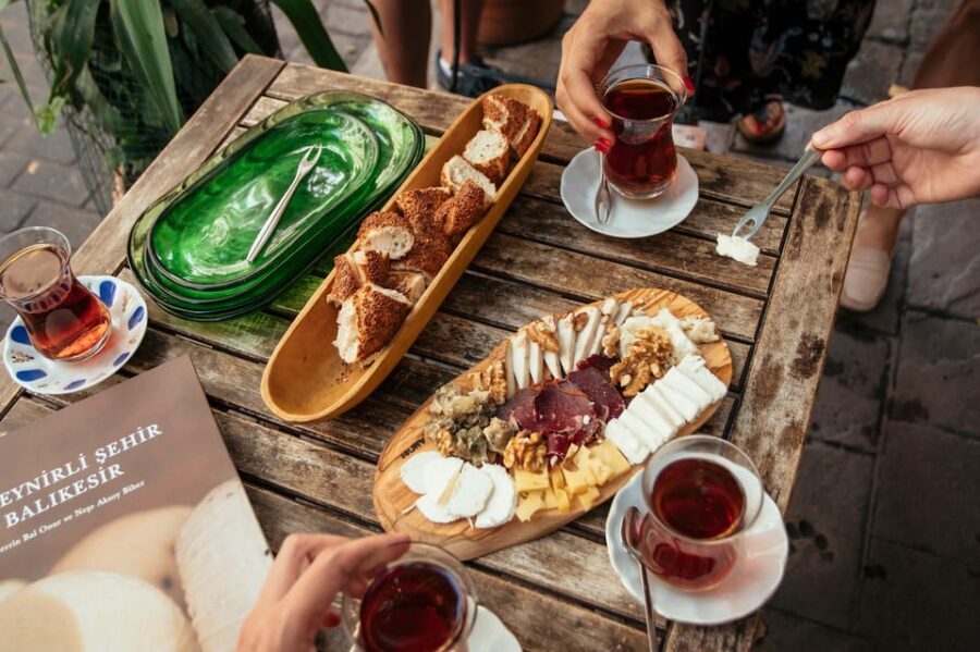 Istanbul: Private Guided Food Tour with 10 Tastings - Why the Route Matters: New City Feel and Port Area Views