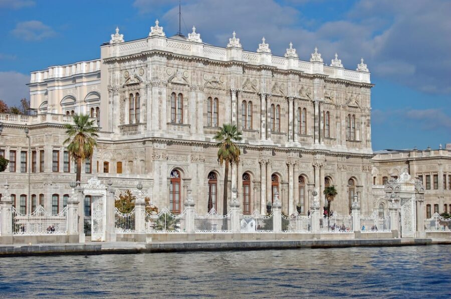 Istanbul: Private Old City Tour with Bosphorus Cruise - Bosphorus Cruise: Europe to Asia Without Stress