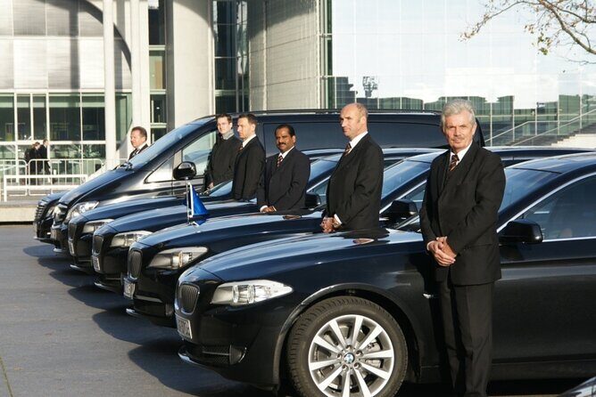 Istanbul Private One-Way Transfer: Airport-Hotel or Hotel-Airport - Hotel Lobby Pickup: Simple When the Details Match