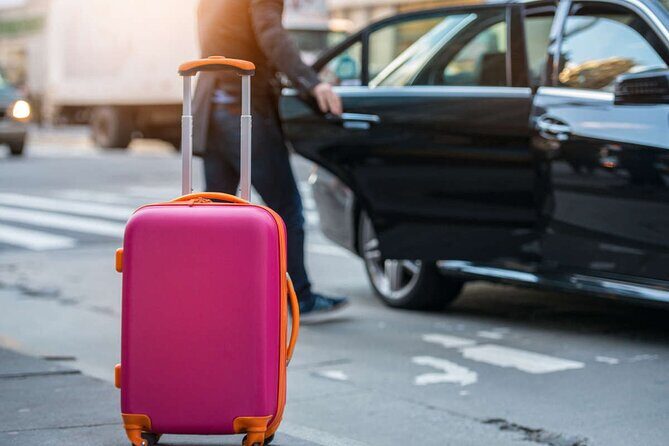 Istanbul Private One-Way Transfer: Airport-Hotel or Hotel-Airport - Finding Your English-Speaking Driver at the Airport Exit