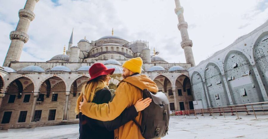 Istanbul: Private photoshoot at Hagia Sophia&Blue Mosque - Starting at Sultan Ahmet Park: where your shoot energy begins