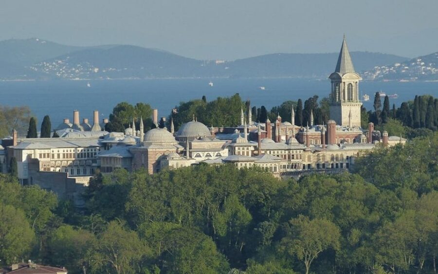 Istanbul: Private Sightseeing 2, 4 or 8 hours with a Local - Hagia Sophia: one stop that changes how you see everything