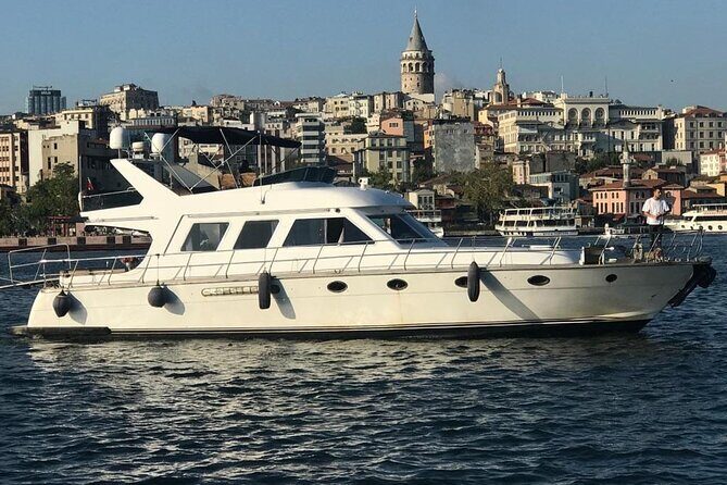 Istanbul Private Yacht Tour - 2 Hours - Beylerbeyi Palace and Dolmabahçe Palace: Bosphorus Royalty Close-Up