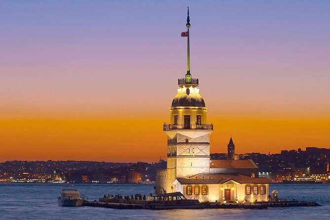 Istanbul Private Yacht Tour on the Bosphorus – 2-Hour Charter - The 2-hour cruise rhythm: what you’ll do onboard