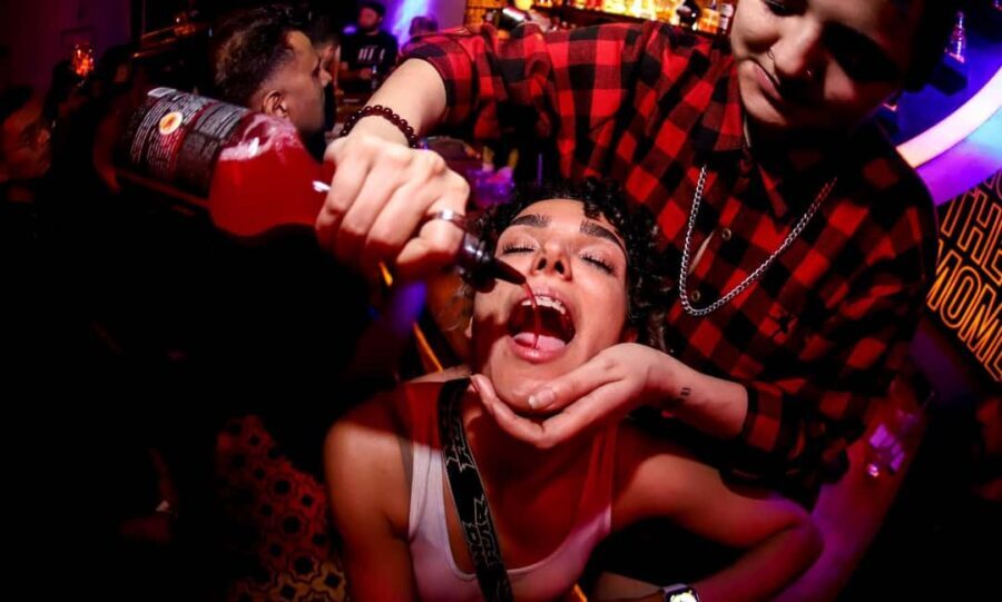 Istanbul: Rooftop Pub Crawl with Party Bus - Key Highlights You’ll Care About
