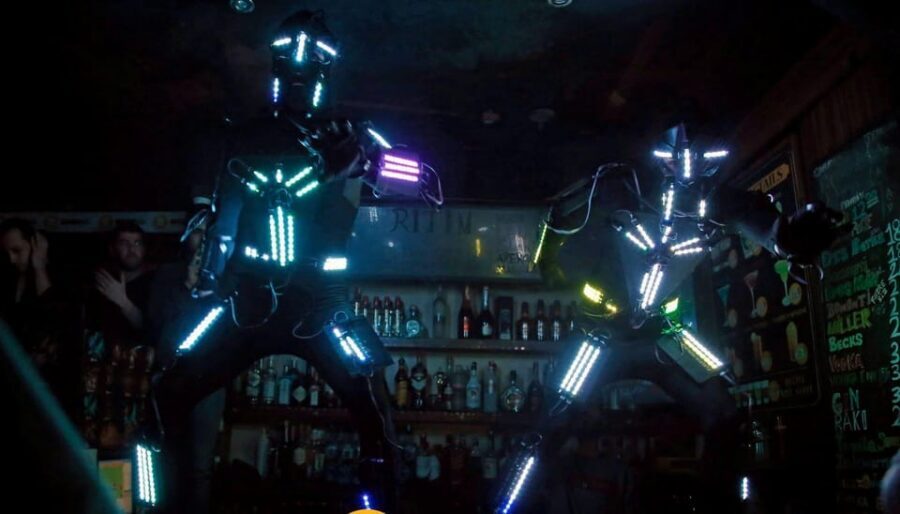 Istanbul: Rooftop Pub Crawl with Party Bus - Skip the Line, Walk In: VIP Access to Three Rooftop Clubs