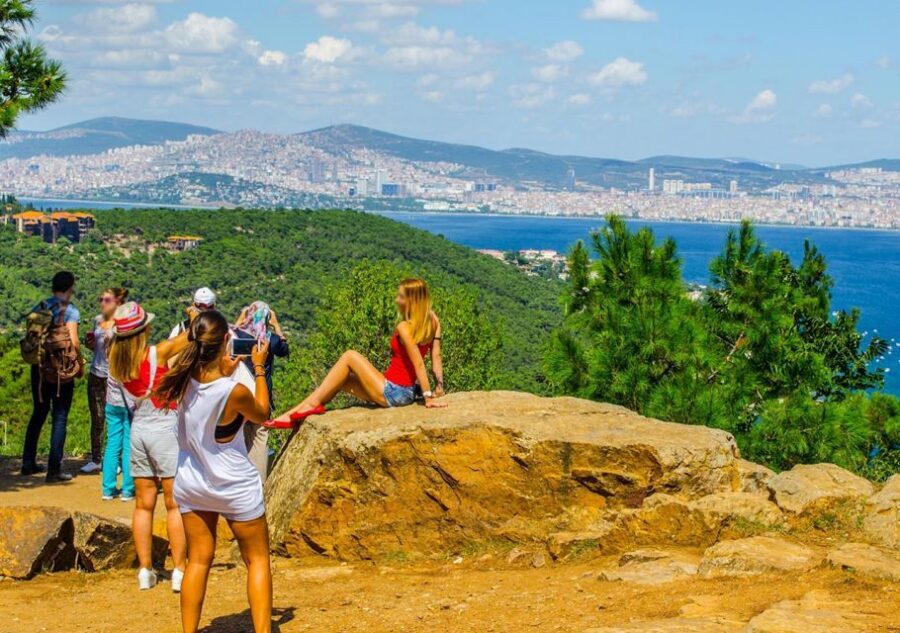 Istanbul: Round-Trip Ferry Tickets to the Princes' Islands - Key things to know before you go
