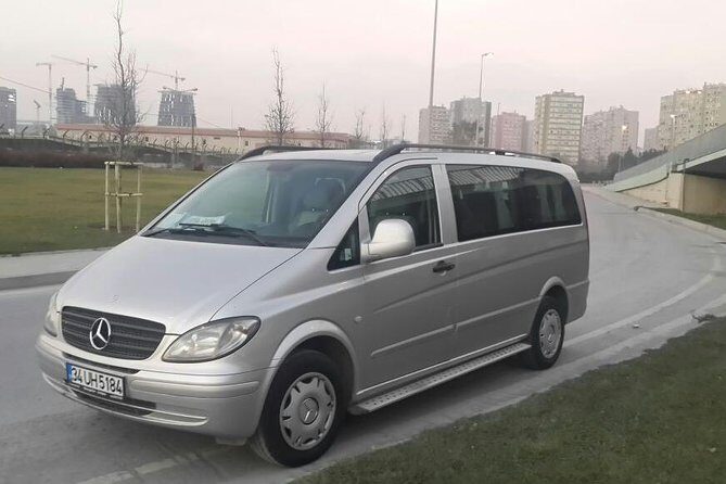 Istanbul Sabiha Gokcen Airport Private Transfer - Arrival Transfer: Signboard Pickup and Flight-Delay Changes