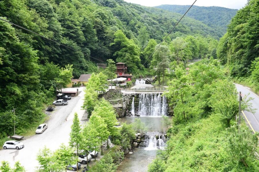 Istanbul: Sapanca Tour, Cable Car, Quad, & Zipline - Hotel pickup zones and the coach ride rhythm