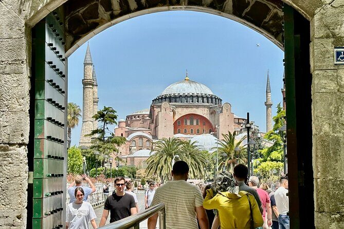 Istanbul Sightseeing Walking Tour - Caferaga Medresesi and Sogukcesme Sokak: crafts and quiet Ottoman lanes