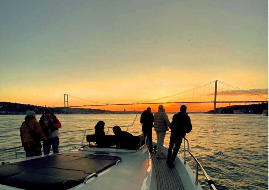 Istanbul: Small-Group Luxury Yacht Sunset Cruise w/ Snacks - Bosphorus at Sunset From a Luxury Yacht