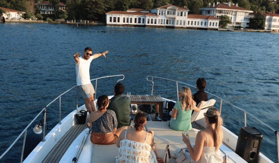 Istanbul: Small Group Yacht Tour with Unlimited Wine - Rumeli Fortress: A Quick Look at Istanbul’s Waterfront Power