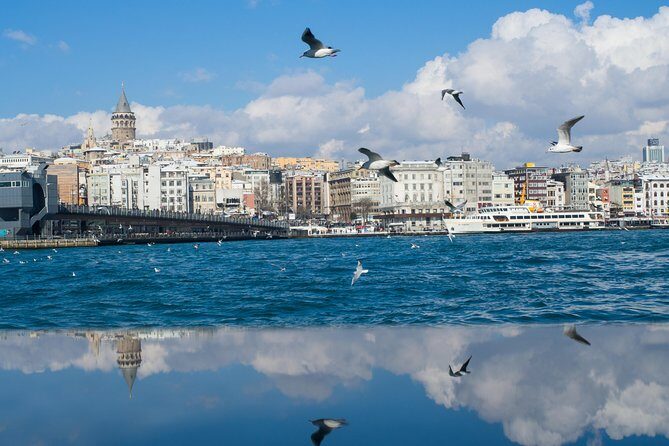 Istanbul Street Photo Tour - Stop 5: Taksim Square Street Life for Strong Daily Scenes