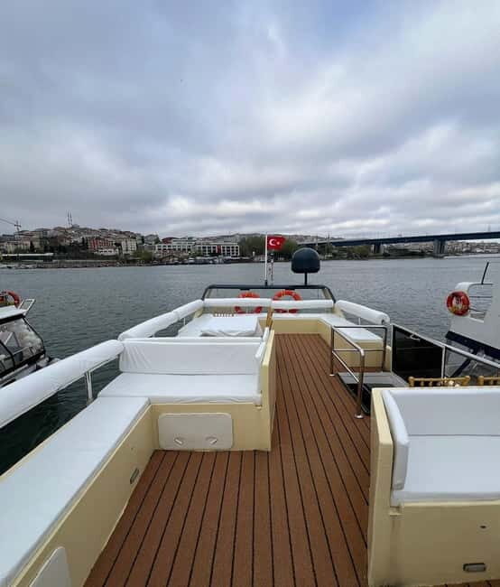 Istanbul: Sunset Bosphorus Yacht Cruise with A break on Asia - Key Highlights at a Glance
