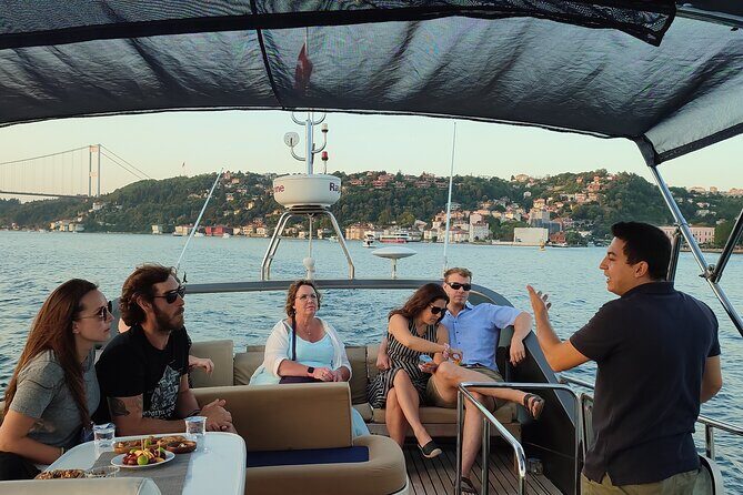 Istanbul Sunset Cruise on Luxury Yacht - Guided Group Cruise - The Food and Drinks: Mint Lemonade, Fruit, Baklava, and Tea/Coffee