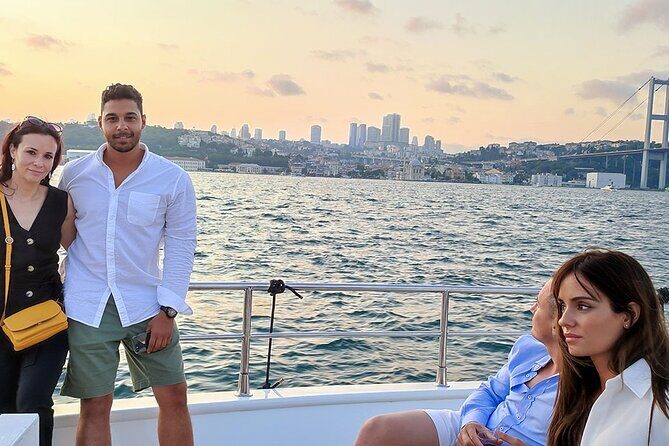 Istanbul Sunset Cruise With Luxury Yacht On Bosphorus - Drinks, snacks, and the small comfort wins that matter