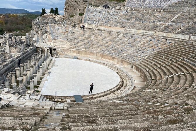 Istanbul to Seven Churches of Asia Minor 4 Nights in 4 Star Hotels - Day 1: arriving in Izmir and getting comfortable fast