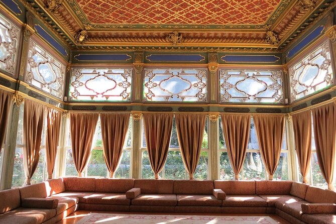 Istanbul: Topkapi Palace Guided Tour and Skip The Line - Guide Pacing and Group Size: How to Get More From 1.5 Hours