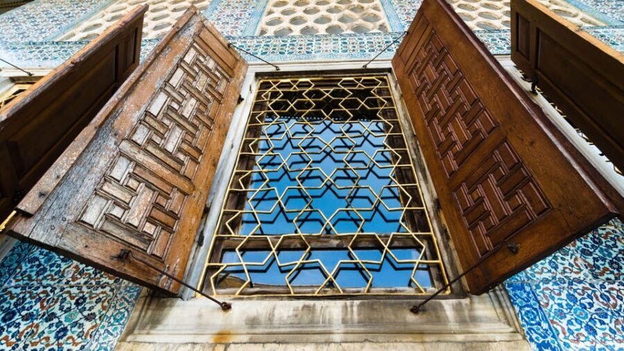 Istanbul: Topkapi Palace Guided Tour w/ Skip-the-Ticket-Line - Bosphorus and Golden Horn Views: The Moments You’ll Remember