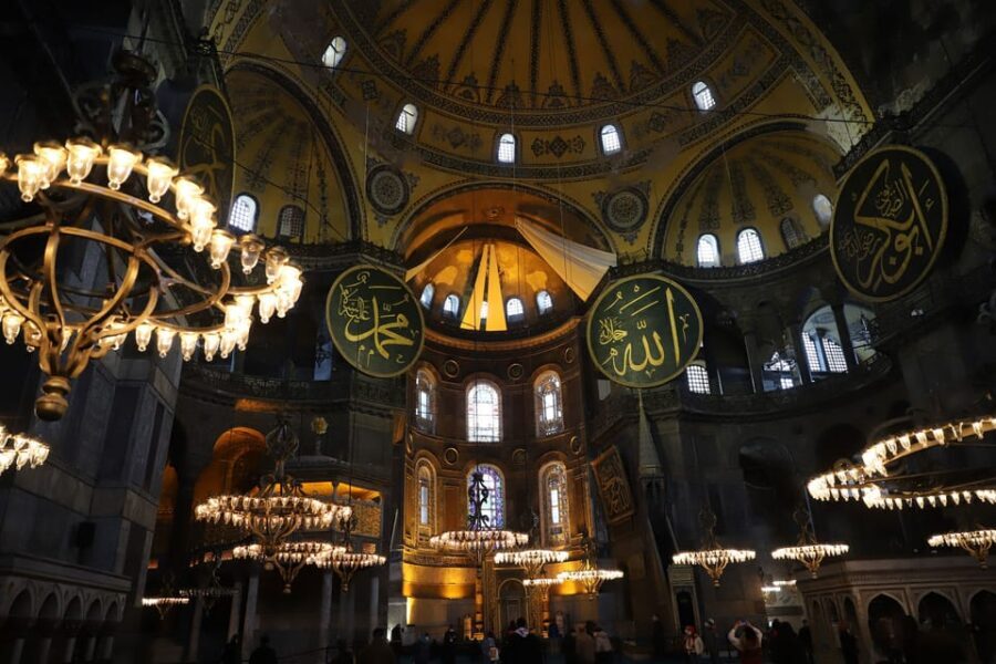 Istanbul: TouristPass Skip-the-Line Entry to 100+Attractions - Bosphorus Cruises: Dinner, Sunset, Breakfast, and Sightseeing