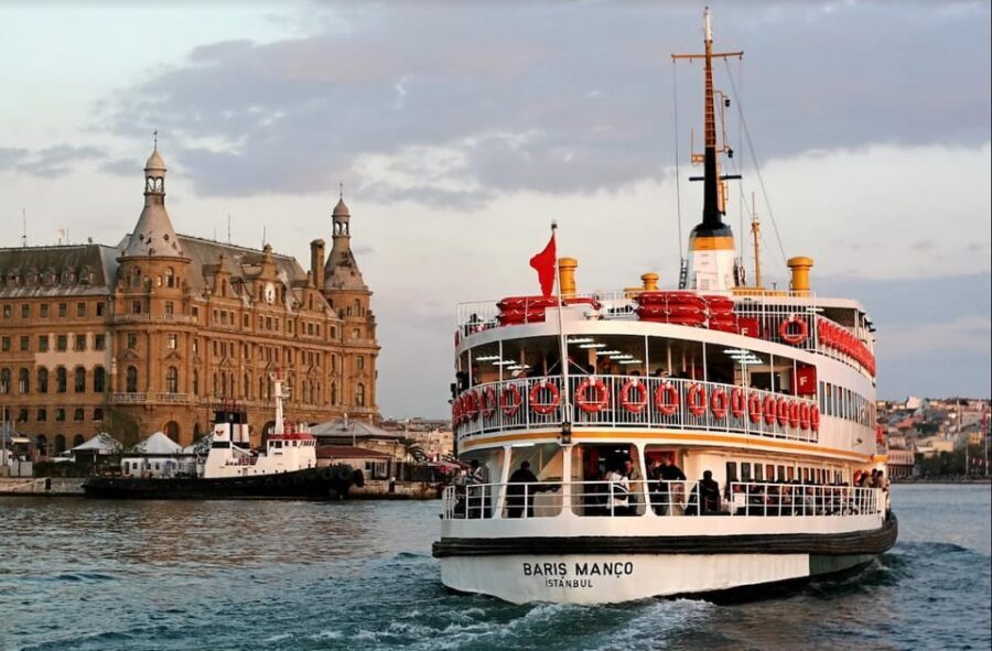 Istanbul TRANSPORTATION PASS: between Airport, City &Islands - Metro, tram, bus, metrobüs, and ferries across both sides