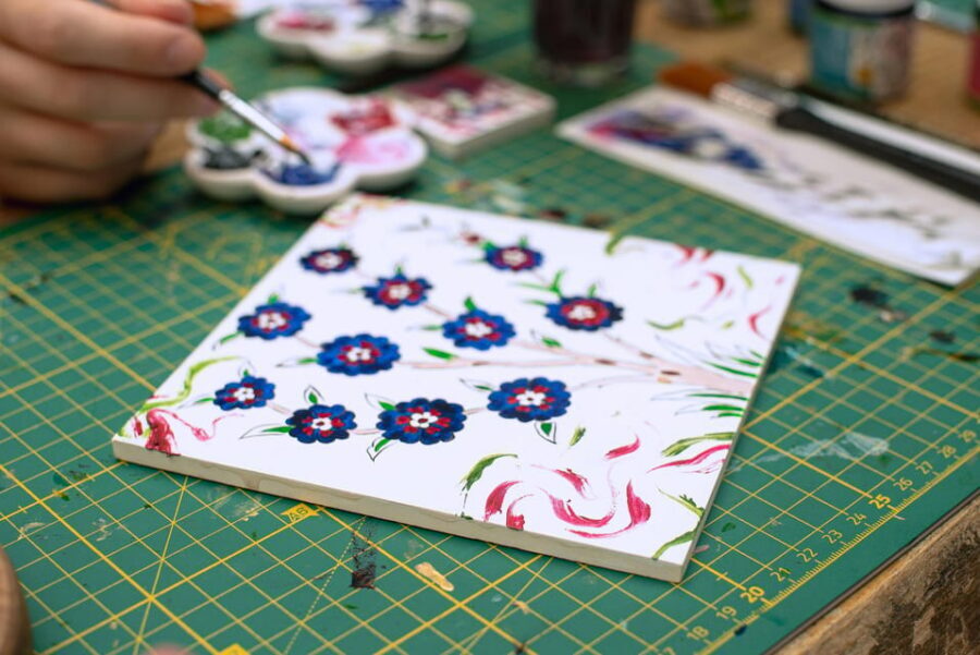 Istanbul: Turkish Tile Painting & Ceramic Workshop w/ Snacks - Snacks and Tea Breaks That Make the Time Feel Short