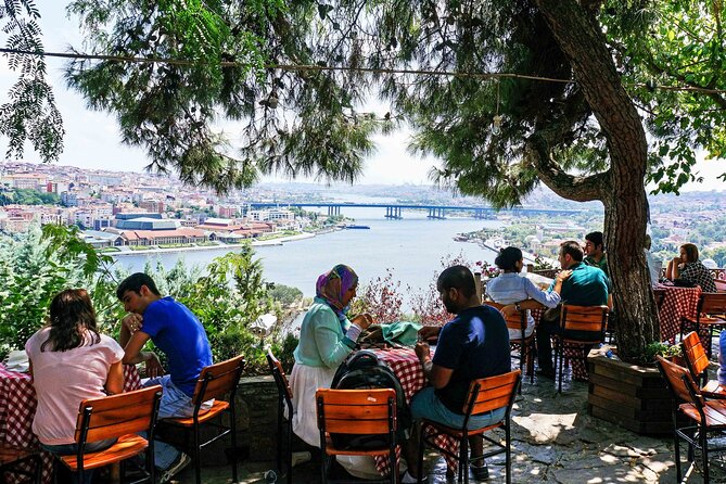 Istanbul Two Continents Tour with Lunch and Bosphorus Cruise - Two Continents in One Smooth, Structured Day