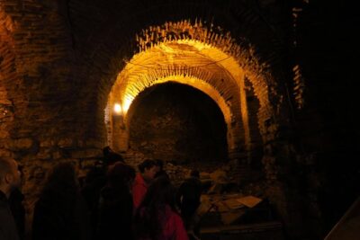 Istanbul Unveiled: A Quest for the Unique and Unusual Jewels - Little Hagia Sophia: Justinian’s “Before the Big One”