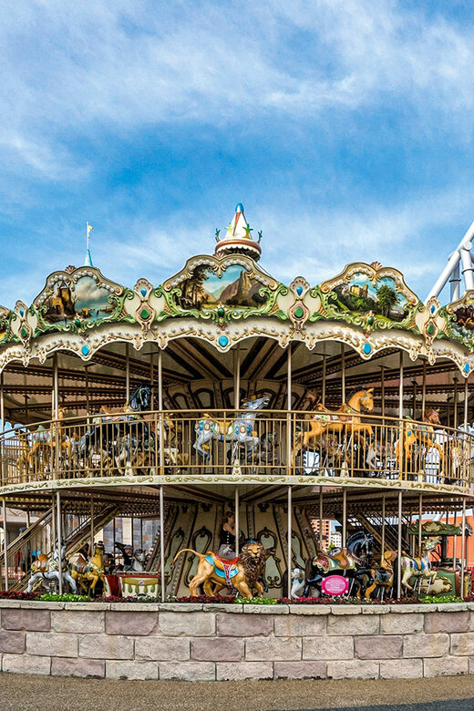 Istanbul: Vialand Theme Park Tickets with Package Options - Shopping-street strolls and the outdoor event stage