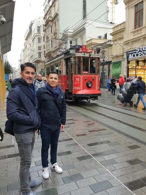 Istanbul Welcome Tour: Private Tour with a Local - A Walking Tour With Real Options: Public Transport or Taxi When Needed