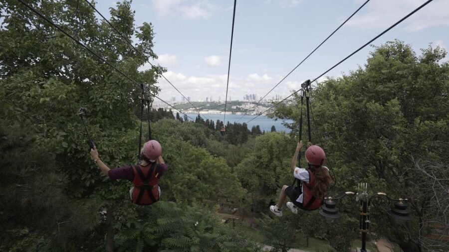 Istanbul: Zipline Adventure with Bosphorus View - Safety Briefing and Gear: How the Team Gets You Ready
