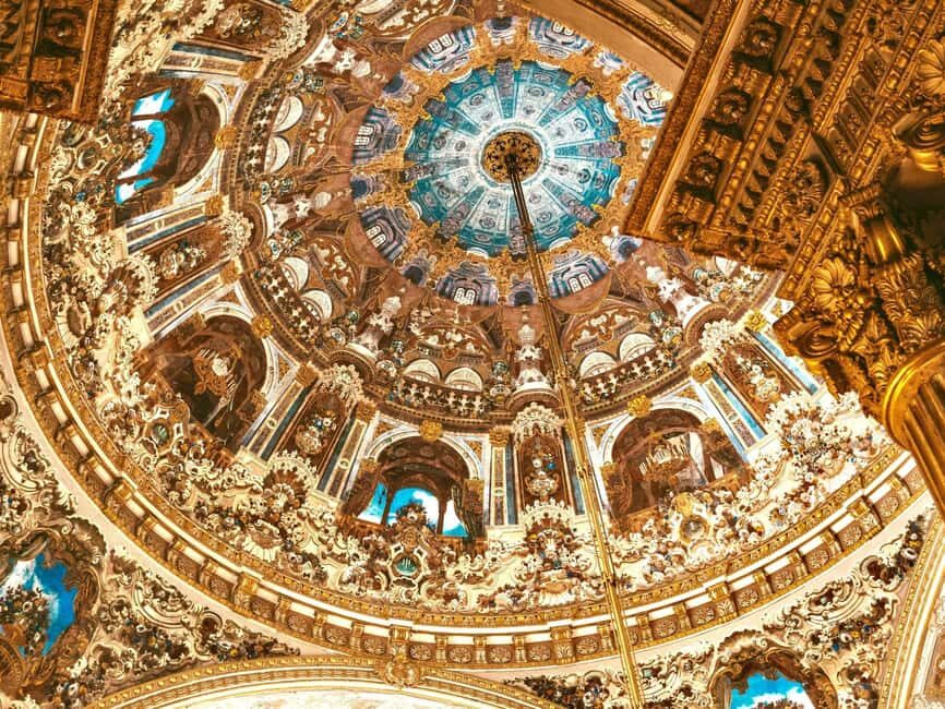 Istanbul:Dolmabahce Palace Skip-the-Line Entry & Audio Guide - Gardens and Bosphorus Views: Where the Palace Breathes