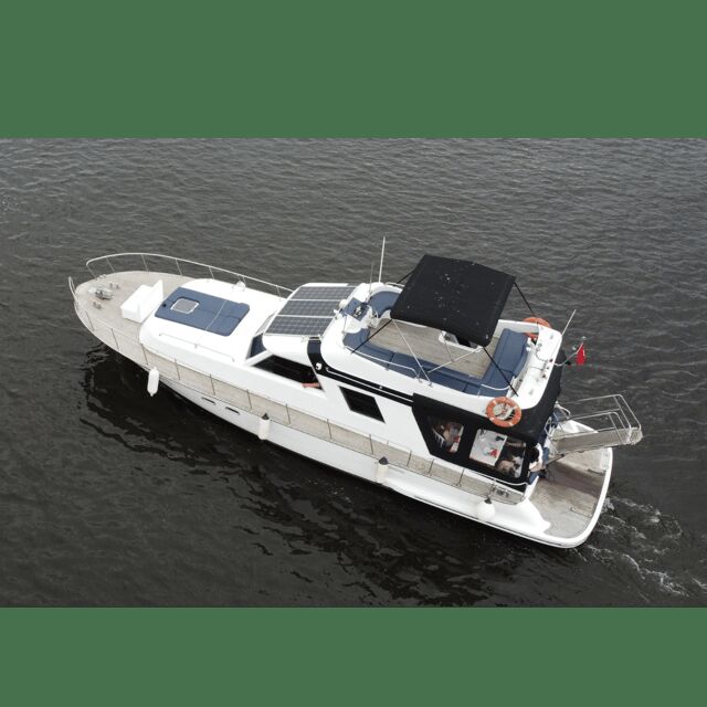 İstanbul:Private Luxury Yacht on Bosphorus 14 Meter(46 feet) - The Bosphorus Route: Landmarks You’ll See (and the Time Reality)