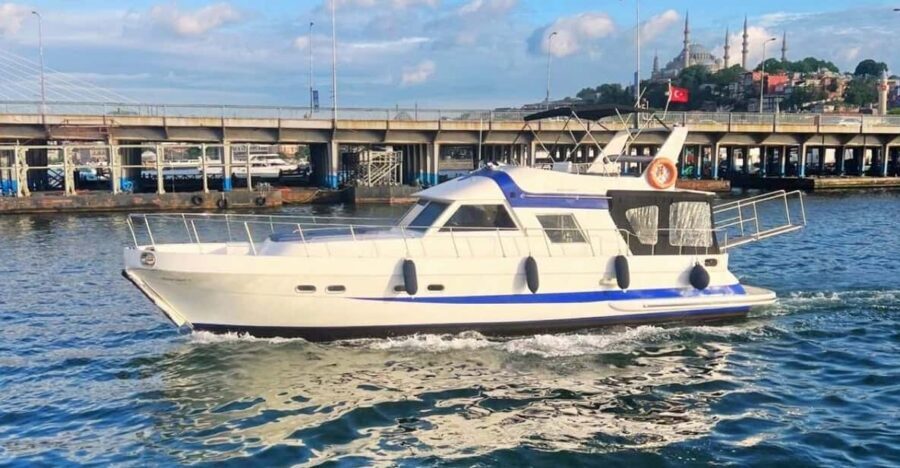İstanbul:Private Luxury Yacht on Bosphorus 14 Meter(46 feet) - Weather, Yacht Availability, and the Real Constraints