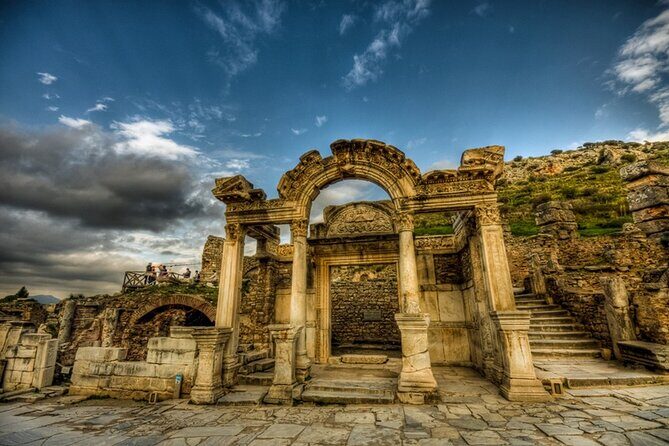 Jewels of Turkey - 4 Day Trip to Pamukkale Ephesus Cappadocia with Balloon Ride - Laodicea and optional paragliding: A day with options